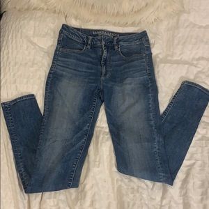 AMERICAN EAGLE HI-RISE SUPER-STRETCH SKINNY JEAN